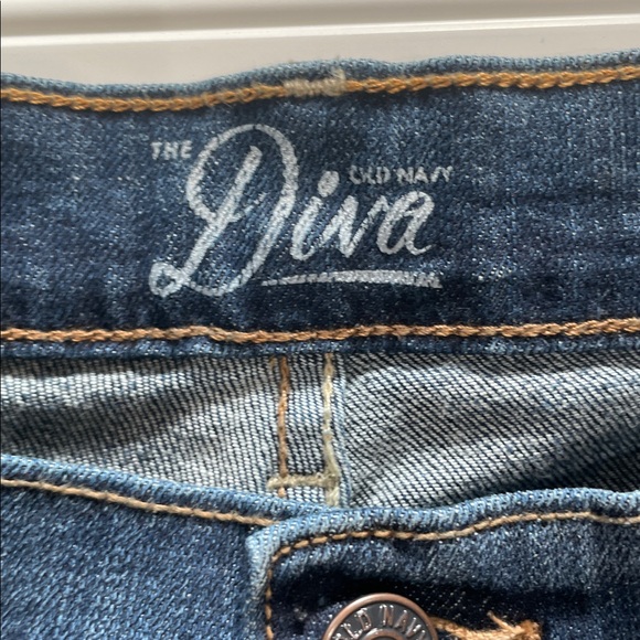 OLD NAVY THE DIVA WOMENS BOOTCUT DEMIM BLUE  JEANS SIZE 2 NWT - Picture 3 of 9